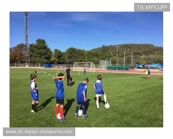 马赛青训营出产的代表性球员与培养机制